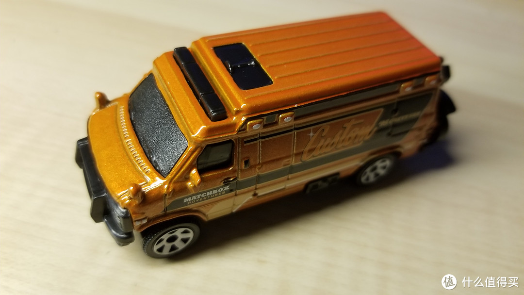 MATCHBOX 彩盒版 雪佛兰VAN、萨博班、凯雷德开盒及简介