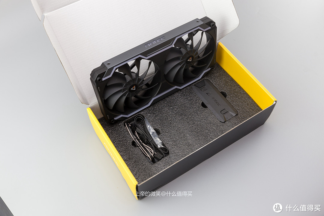 魔性RGB---安钛克（Antec）PrizmCooling Matrix幻彩飓风 使用有感