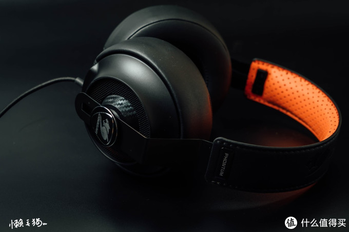 种猫草 篇九:电竞少女的新装备--骨伽Phontum 