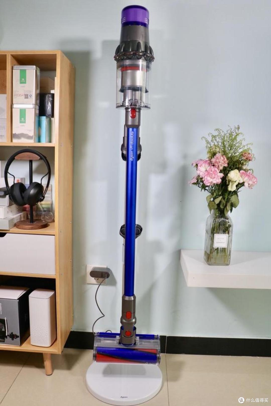 戴森V11深度使用体验：续航吸力全面升级，养宠物人的福音