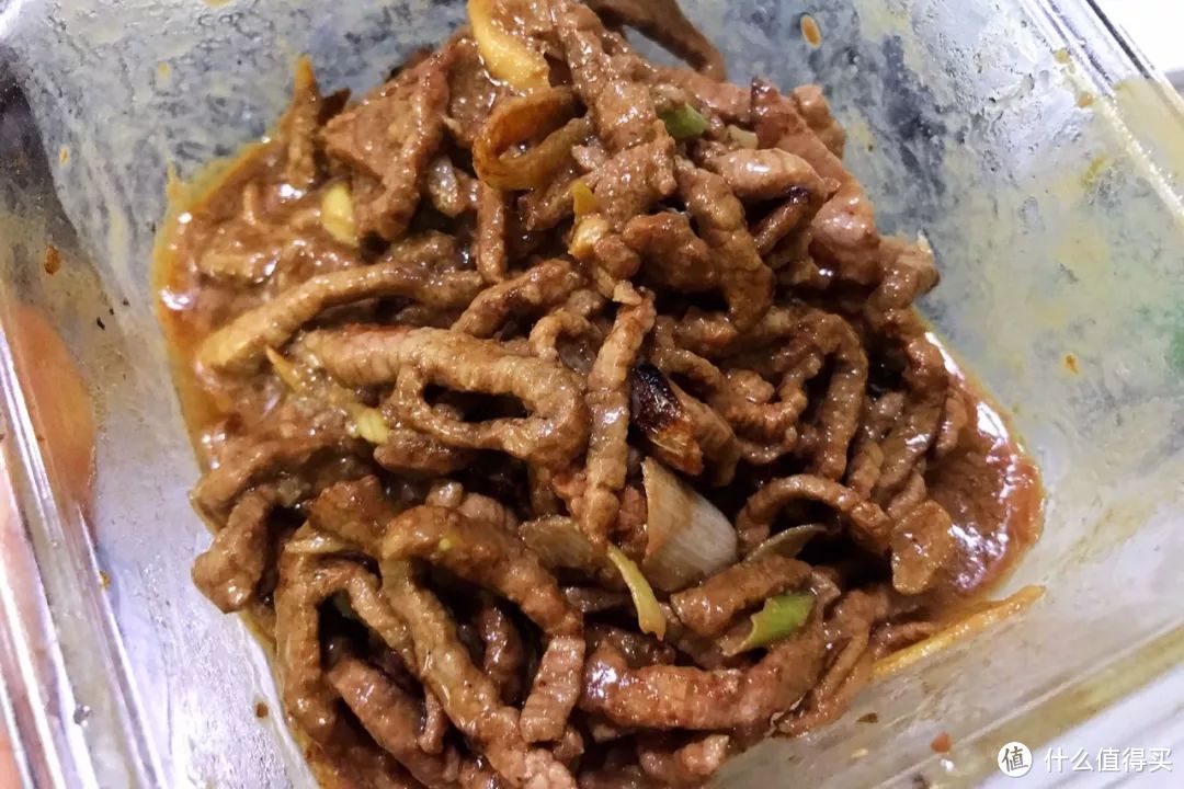 今天小个炒，有肉有豆角~顺手教你辨识市场上各种各样的豆角~