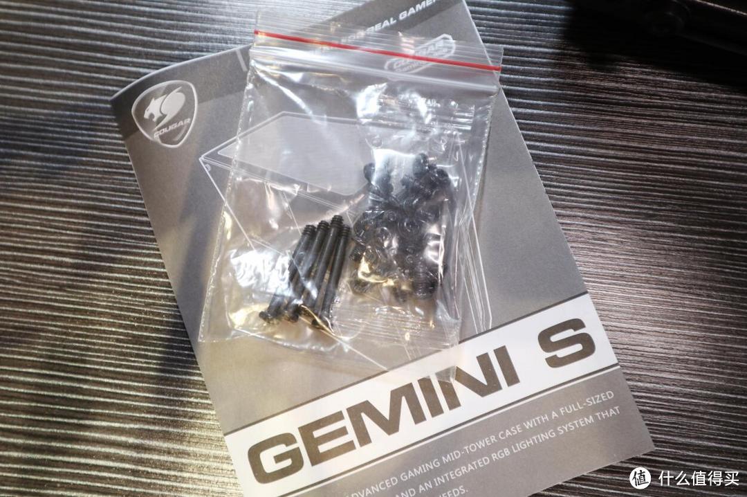 给X58主板换个新家，骨伽 Gemini S 机箱 开箱