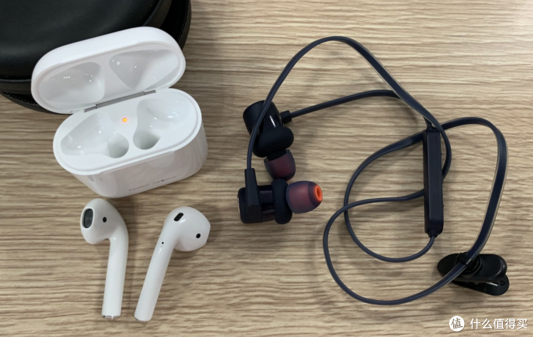 送给老婆的结婚周年礼物：一个性化的AirPods（Gen2）