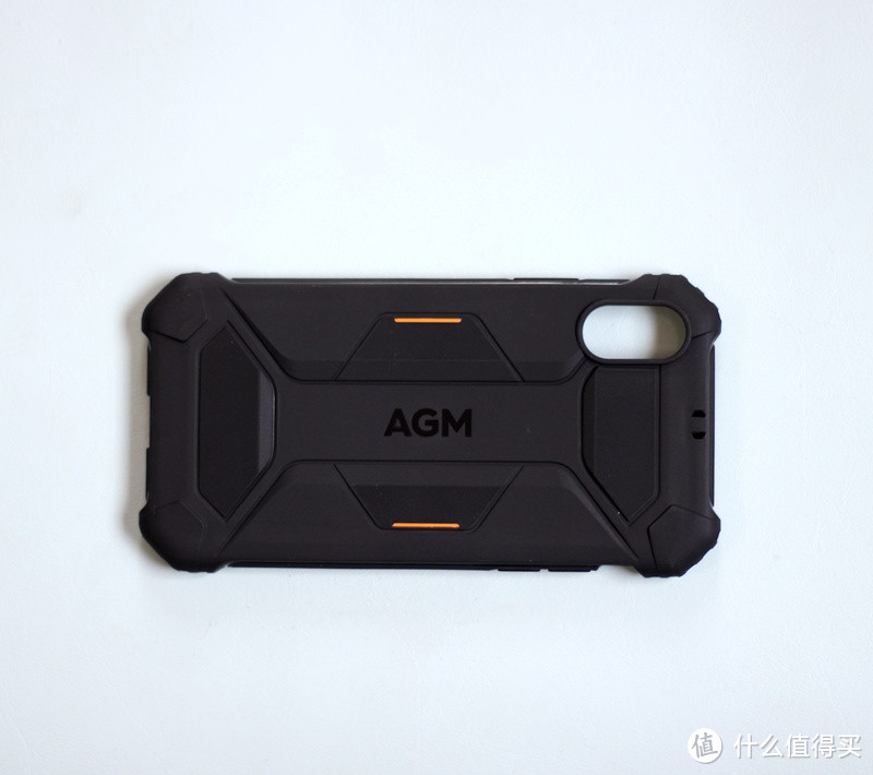 不到百元，给iPhone买个安心 - AGM 黑盾手机壳开箱简评