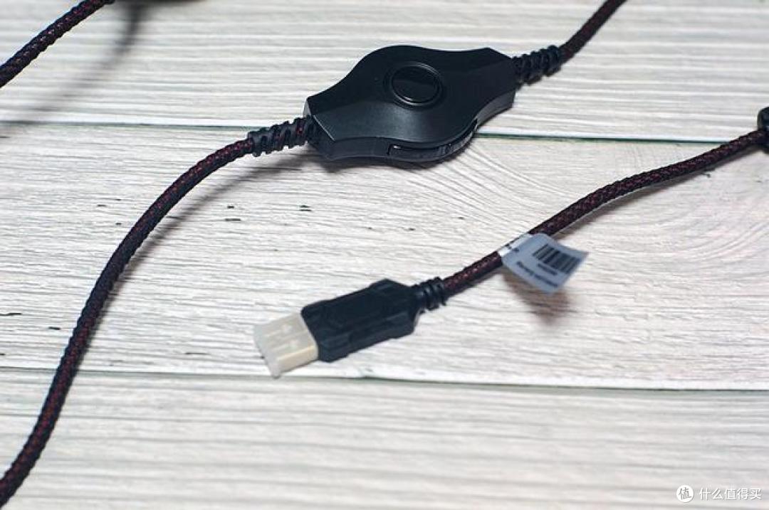 让你更加投入吃鸡游戏的耳机威刚H20幻彩竞技耳机