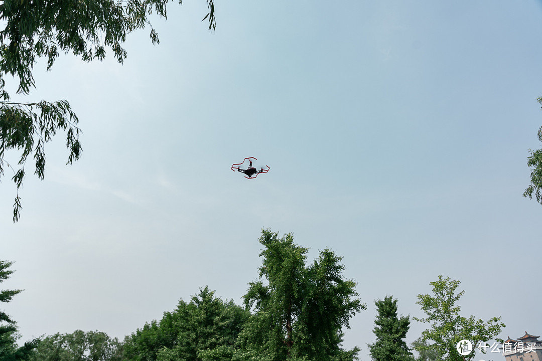 下一个黑科技风口会是脑电吗？寓教于乐，UDrone意念无人机实飞体验