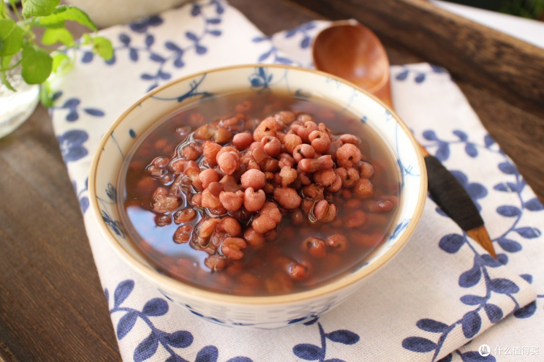 养生汤篇二红豆薏米水能祛湿但选错了红豆不仅湿气难除反而更伤身