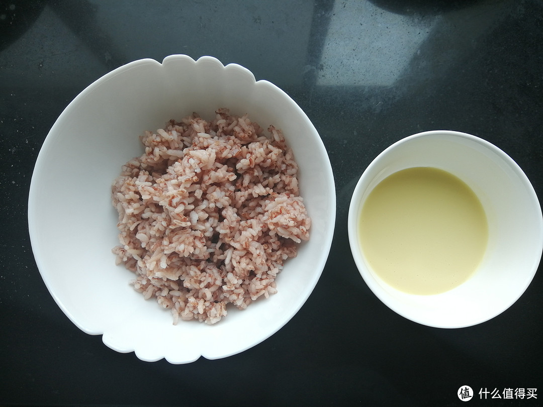 米饭加鸡蛋，除了蛋炒饭就是饭炒蛋吗？试试这样做，简单食材也能华丽变身。