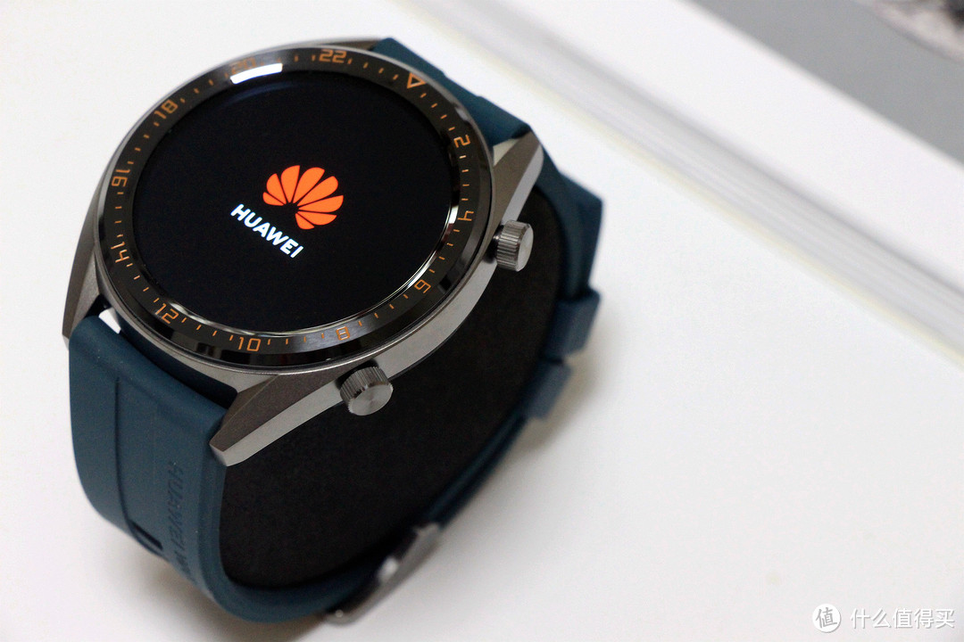 心率实时监测，续航长达两周，没错这就是我想要的HUAWEI WATCH GT活力款