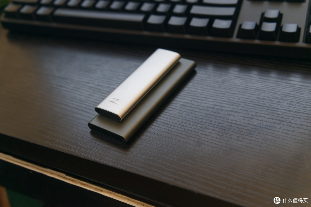 朗科 Z Slim 移动固态硬盘评测