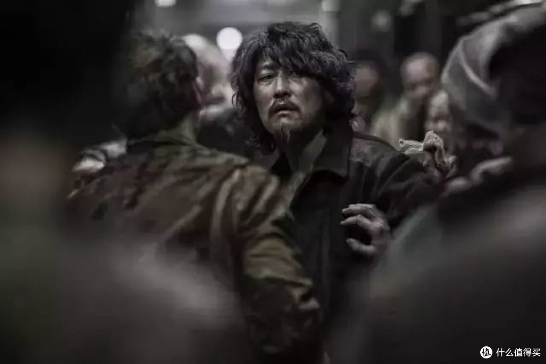 拍出了《杀人回忆》和《寄生虫》的奉俊昊,到底是怎样神奇的存在!