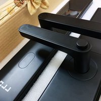 鹿客 OJJ X1 智能门锁外观展示(面板|锁芯|钥匙|电池|凹槽)