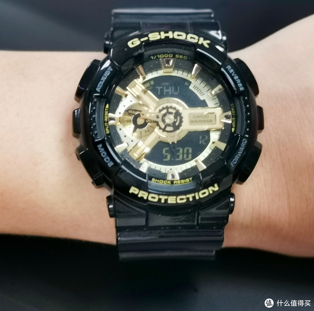 卡西欧手表 G-SHOCK 黑金GA-110GB-1A使用体验