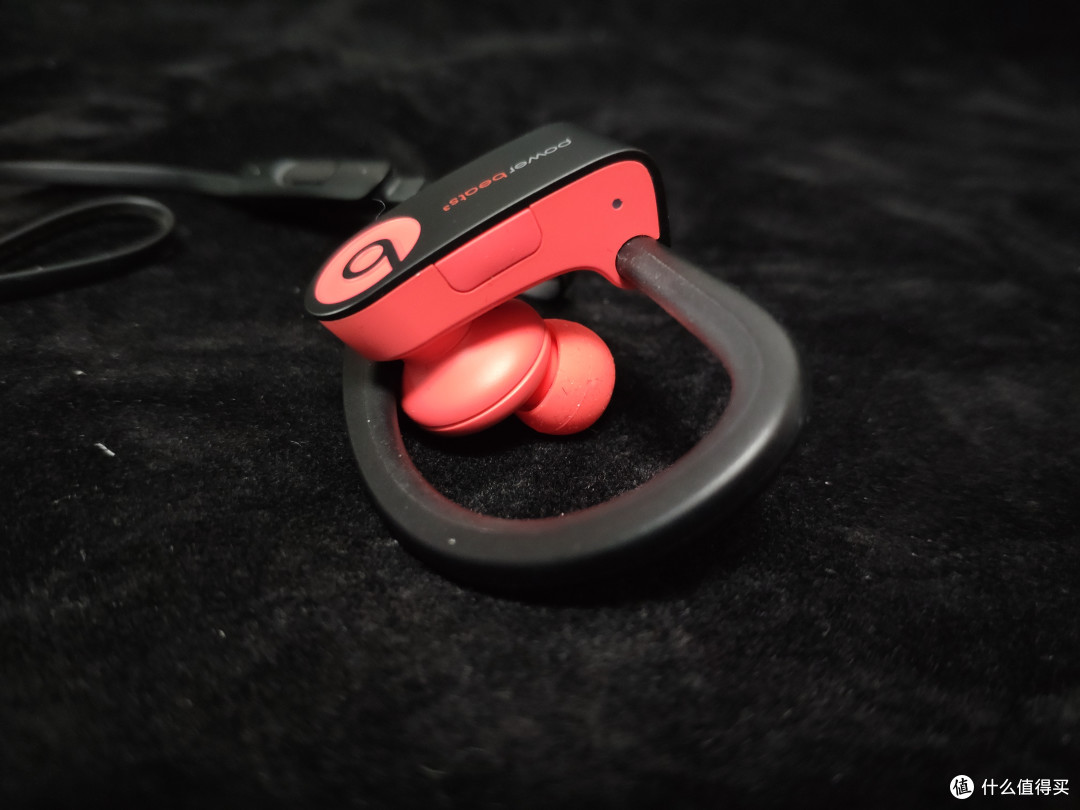 Beats Power Beat3黑红 入耳式耳机购买使用体验