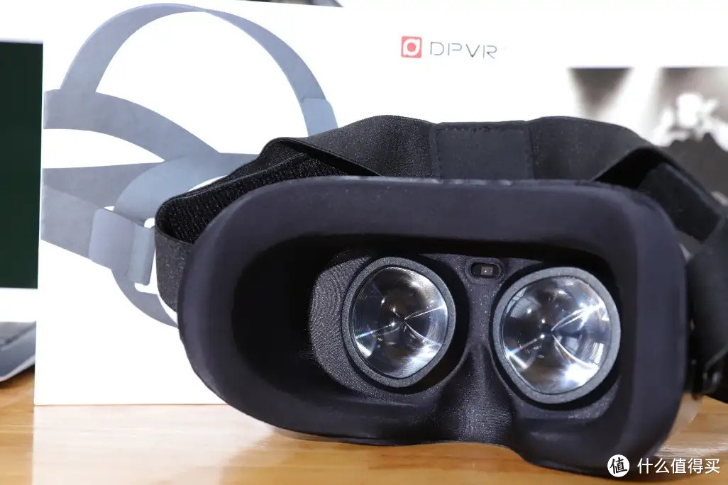 大朋P1 Pro VR一体机体验评测,全新游戏体验值不值