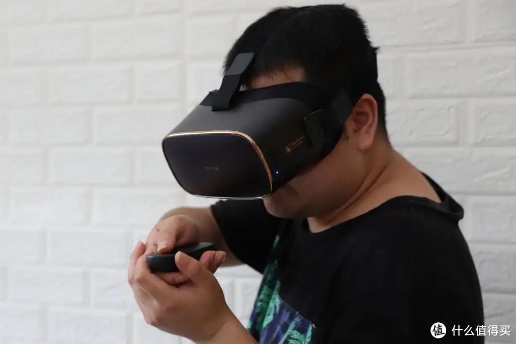 大朋P1 Pro VR一体机体验评测，全新游戏体验值不值