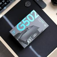 罗技 G502 游戏鼠标外观展示(滚轮|按键|舱体|灯光)