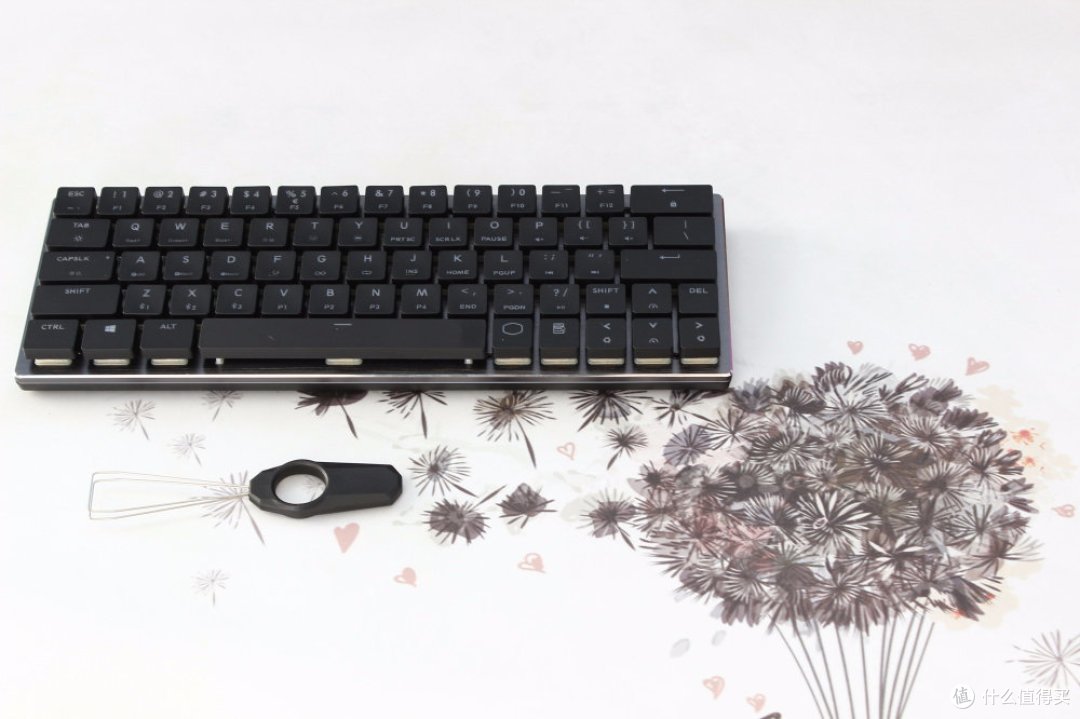 【單擺出品】矮轴+很好+好手感+RGB是什么玩意？酷冷大全套体验分享！