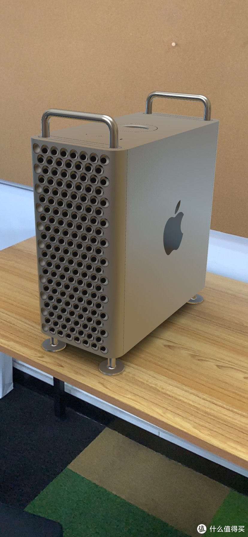 AR抢鲜体验：Mac Pro “降临”什么值得买办公室