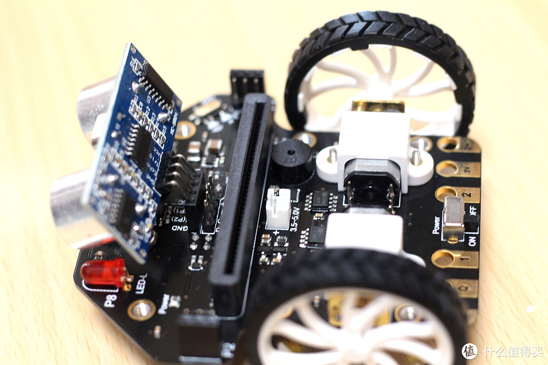 体验DFRobot麦昆编程小车，和孩子一起在编程中成长。
