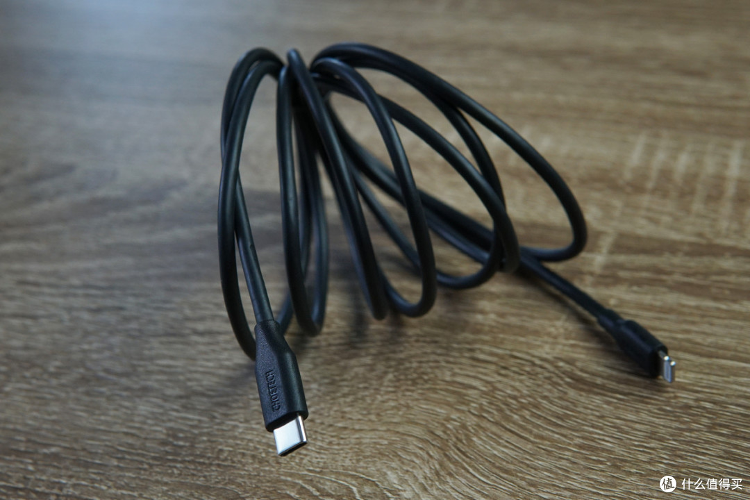 长至2m无惧束缚,CHOETECH迪奥科USB-C to Lightning数据线上手体验
