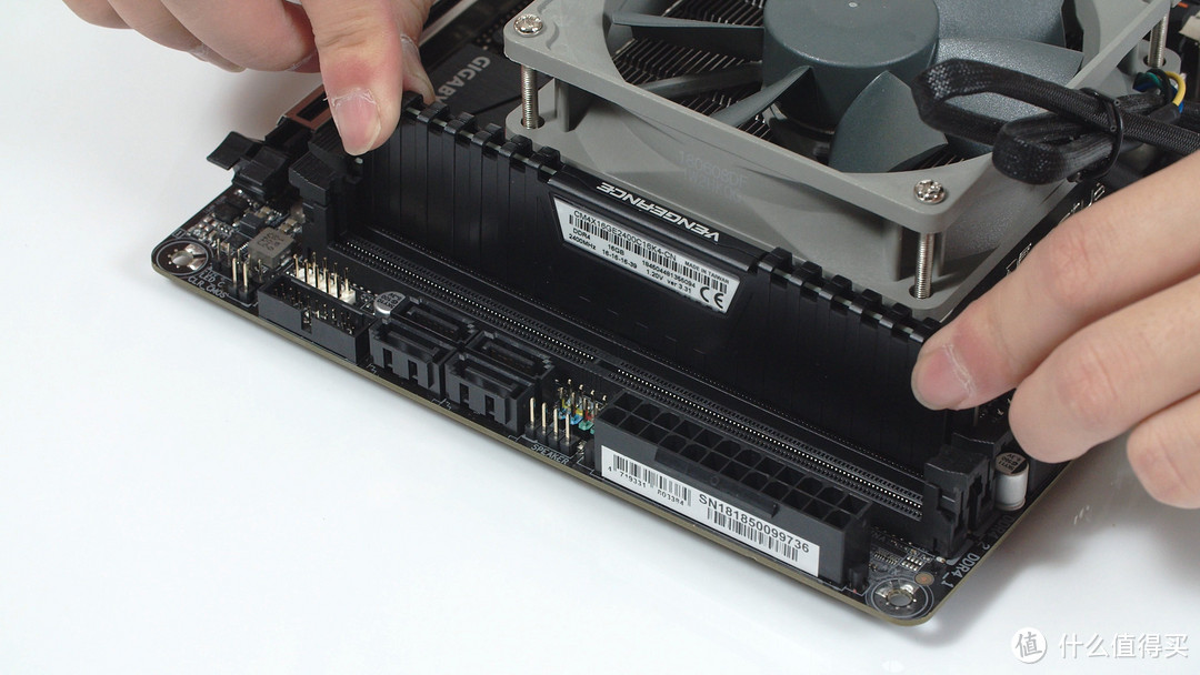 超小a4itx小机箱装机dana4sfxv4