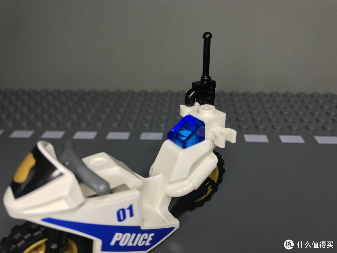 LEGO 乐高 City 城市系列 60137 追踪重型拖车