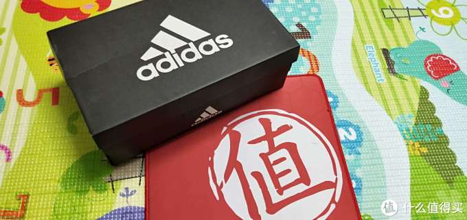 618成绩单(篇四) 谁说不能灰白配 穿上它青峰就是大连张钧甯