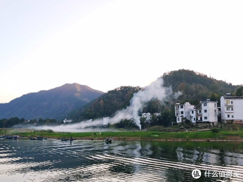 快到深渡这边有点徽州的风景