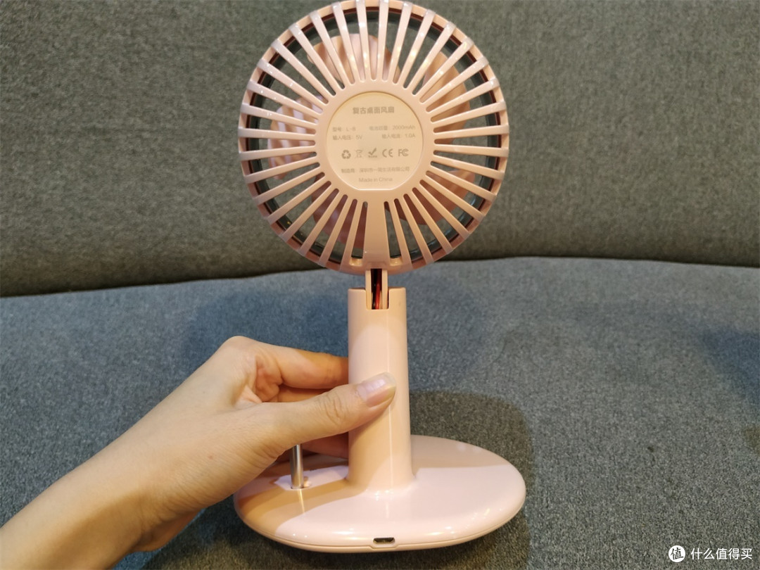 夏天很热,钢铁男友送我3台风扇纳凉,该分手吗?