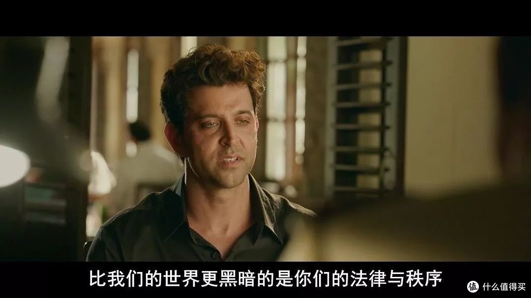 △ 在这样的社会中,盲人眼前的黑不算“黑”