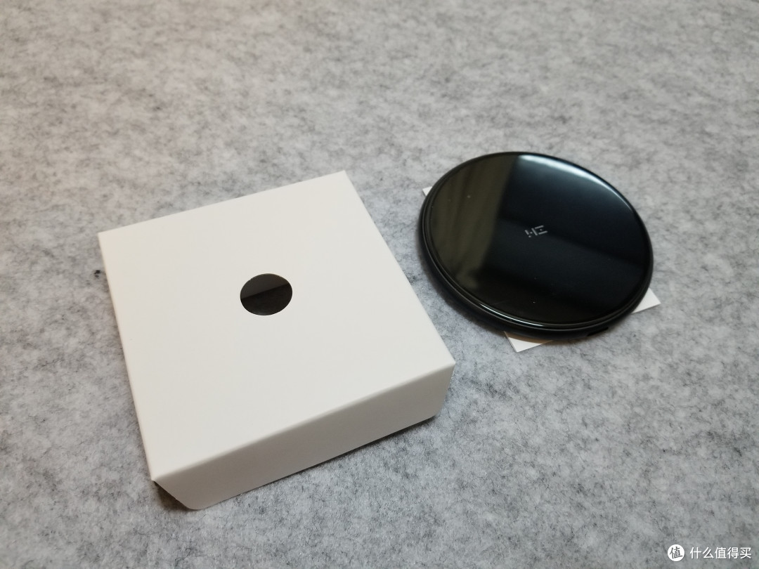 iPhone充电更方便:可能最具性价比的苹果快充—ZMI紫米无线充电器使用体验