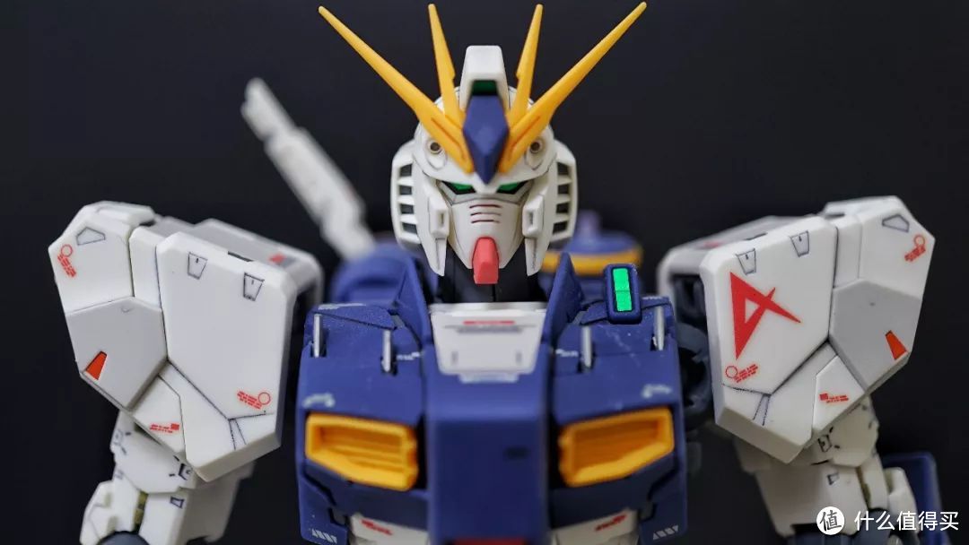 牛高达不仅仅是好看而已——RX-93 ν Gundam