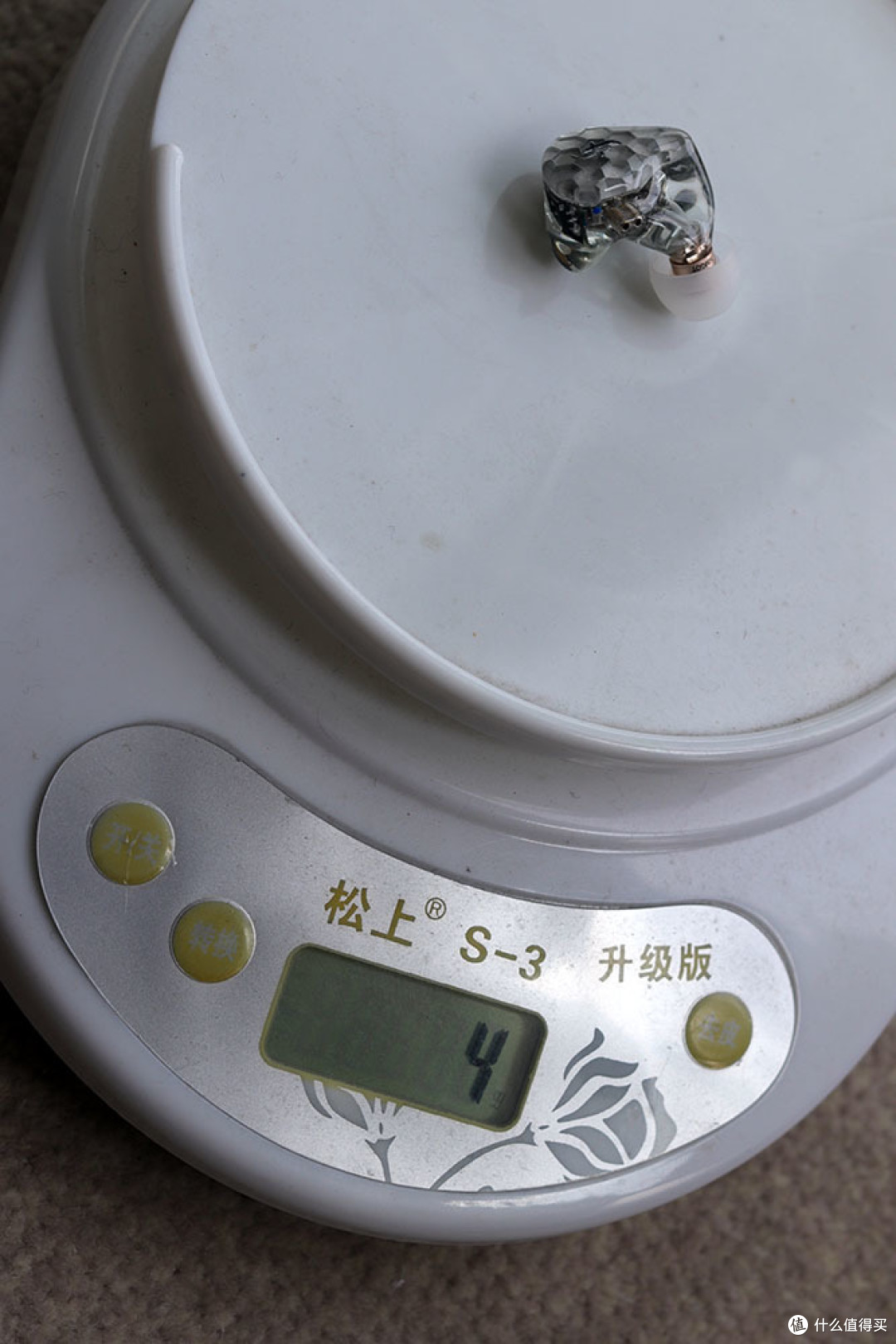 国产2000元级的高性价比三单元动铁耳塞--兴戈EK3