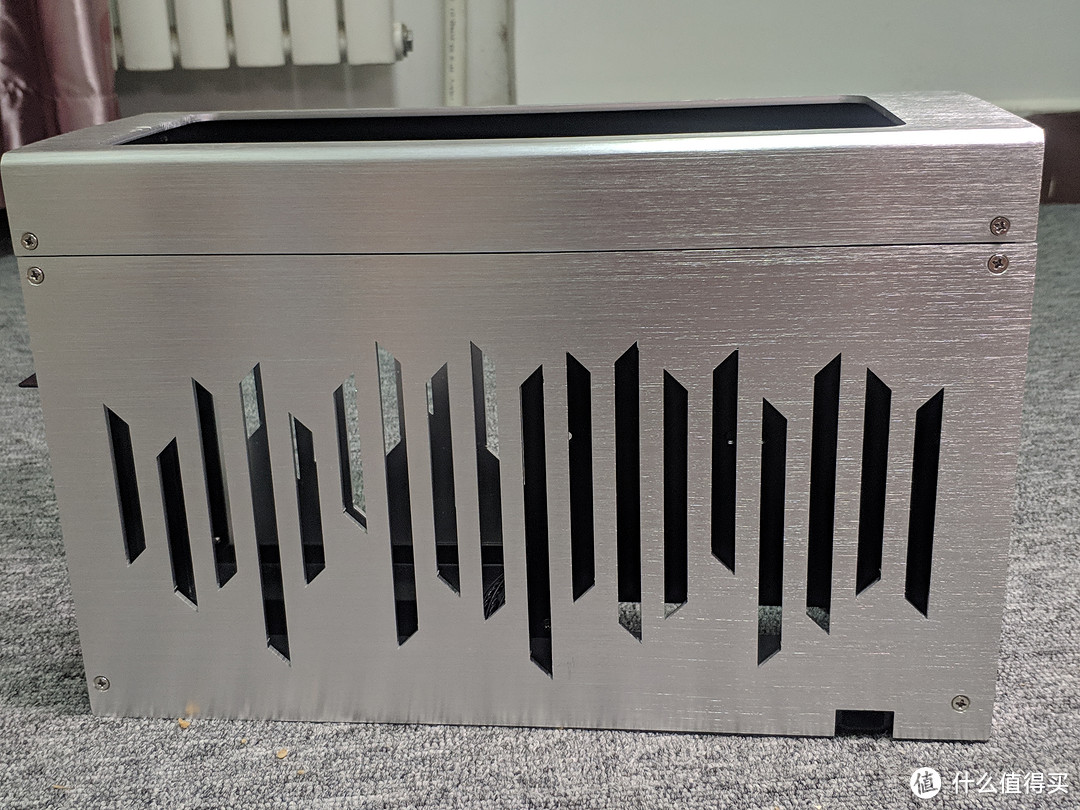 定制 A4 SFX ITX 水冷快乐盒L 装机记录