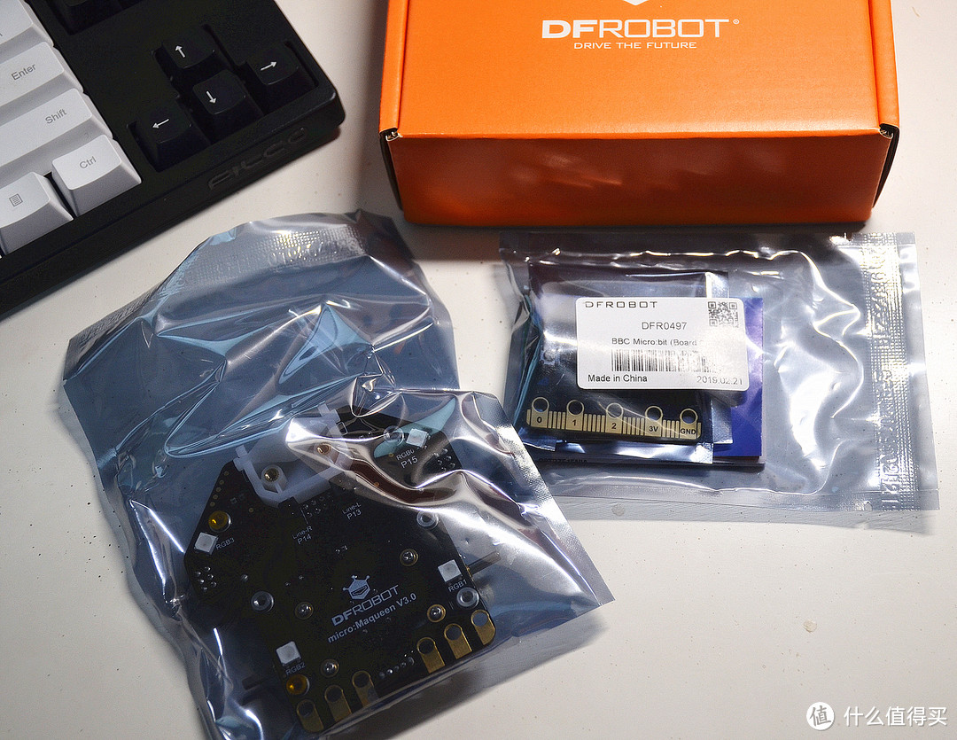 编程界的乐高积木:DFRobot 麦昆编程小车