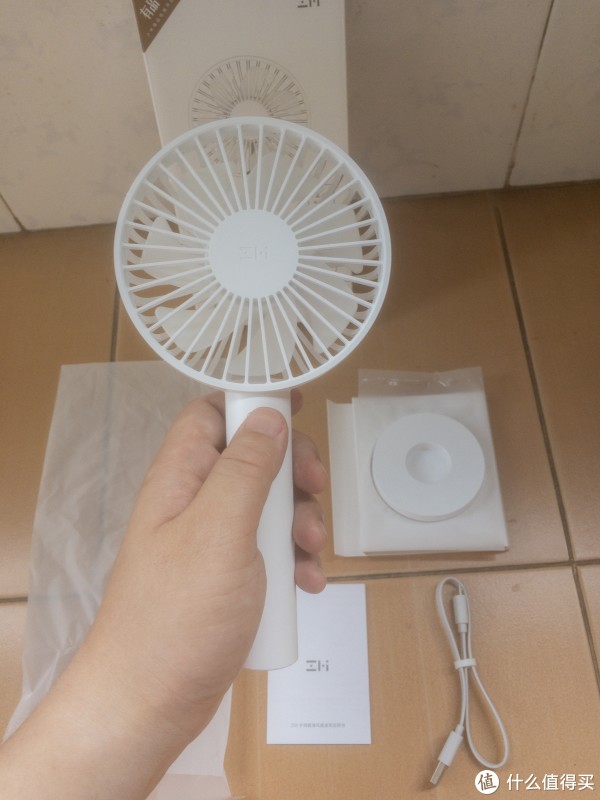 握持手感不错，不打不小，刚刚好。