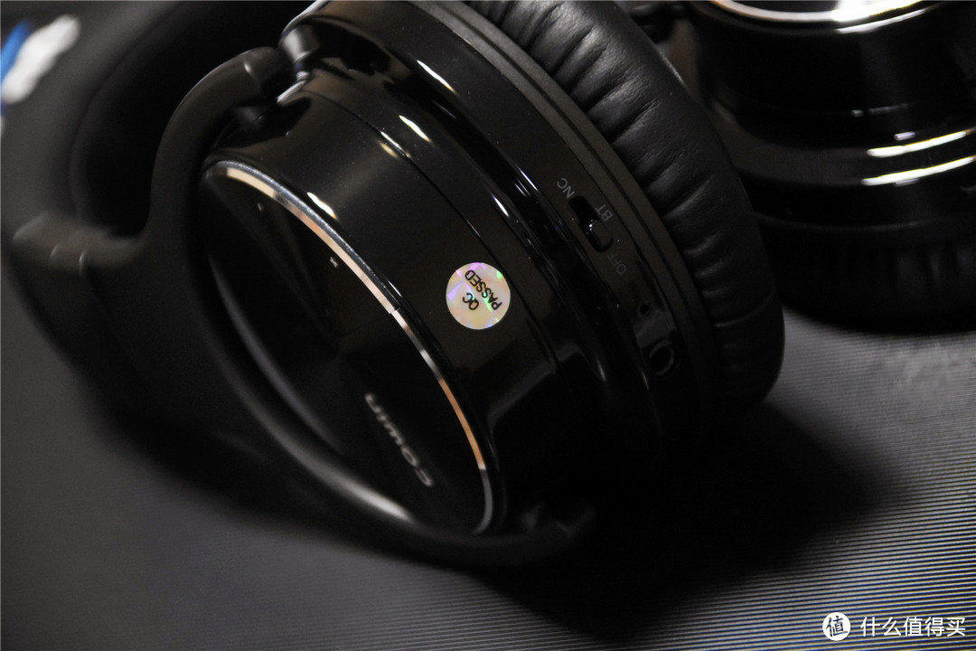 选对的不选贵的，魅动E7Pro主动降噪头戴耳机，外观硬朗，音质不俗
