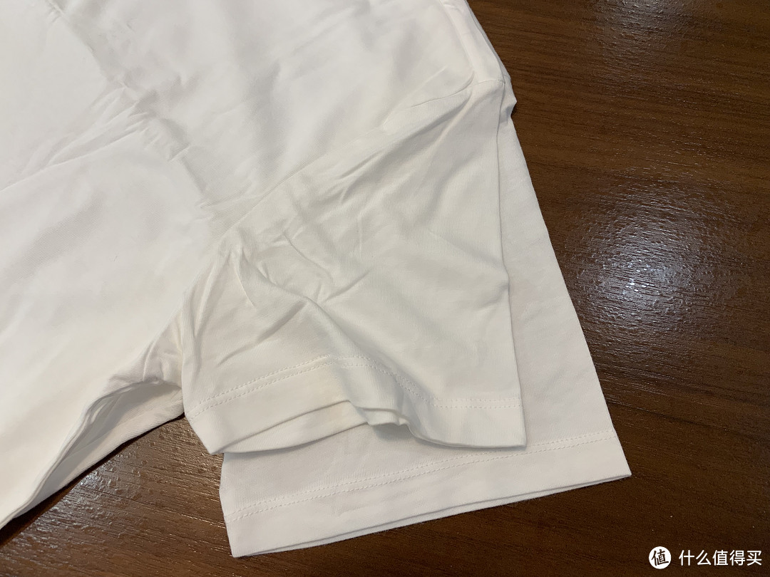 一件白T恤的对决 Ⅱ：LATIV 诚衣 VS MAXWIN 马威 白色T恤对比评测