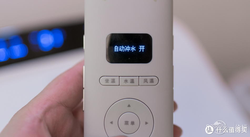 体验智能马桶的科技魅力：恒洁Q9智能一体机使用体验