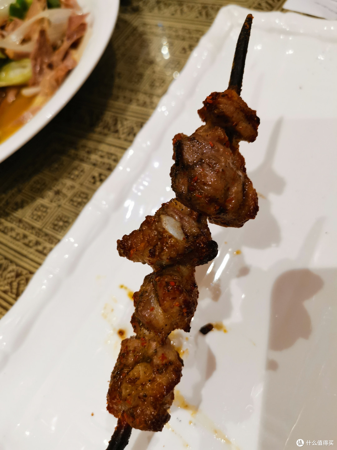 舌尖上的新疆：乌鲁木齐市美食探店——小尕子(明园店)