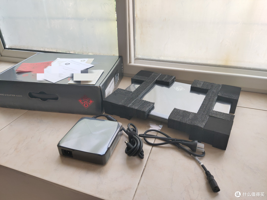 全家福 330W电源很结实!