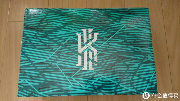 鞋盒