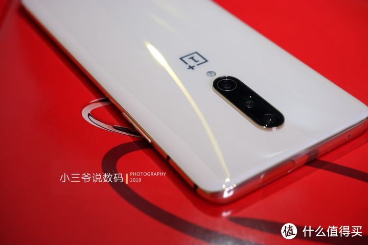 不负“7”待，开启流畅新纪元，皓月金一加7Pro体验