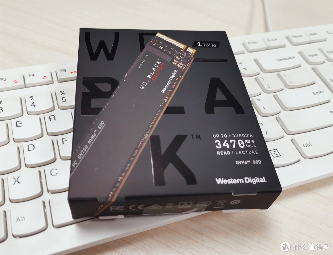 WD BLACK SN750 1TB NVMe SSD，感受西数黑盘的极速体验