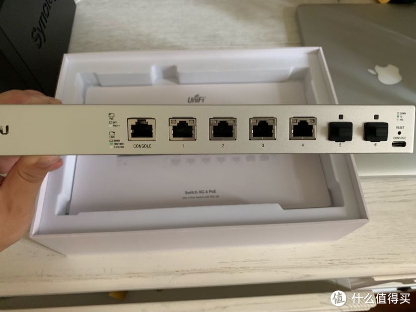 网件GS308P变UBNT XG，千兆918+变万兆1618+