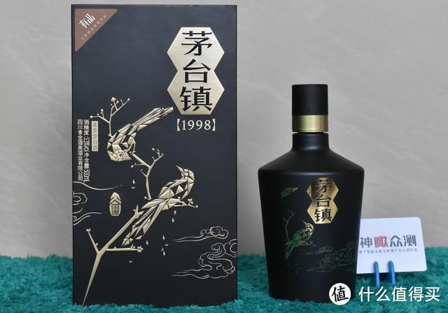 小酌怡情，品味薄利多销的谷小酒茅台镇1998高端酱酒