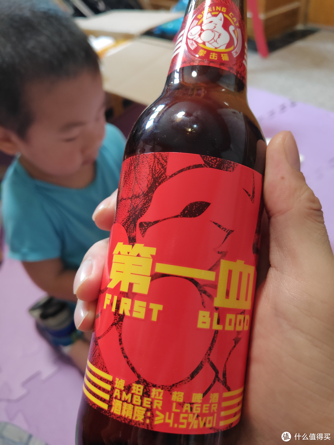 夏天到了，不来点啤酒么？——拳击猫First Blood第一血琥珀拉格精酿啤酒