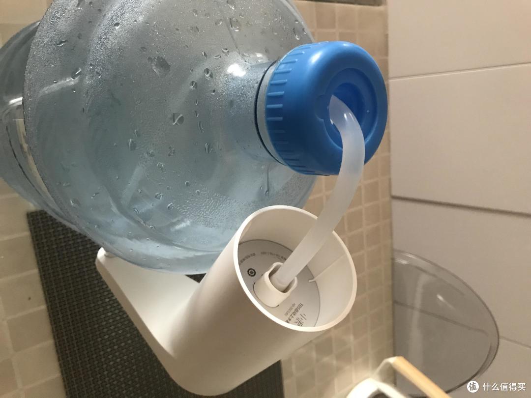 筹到称心的小浪TDS自动上水器,还就地取材给它做了一个“家”