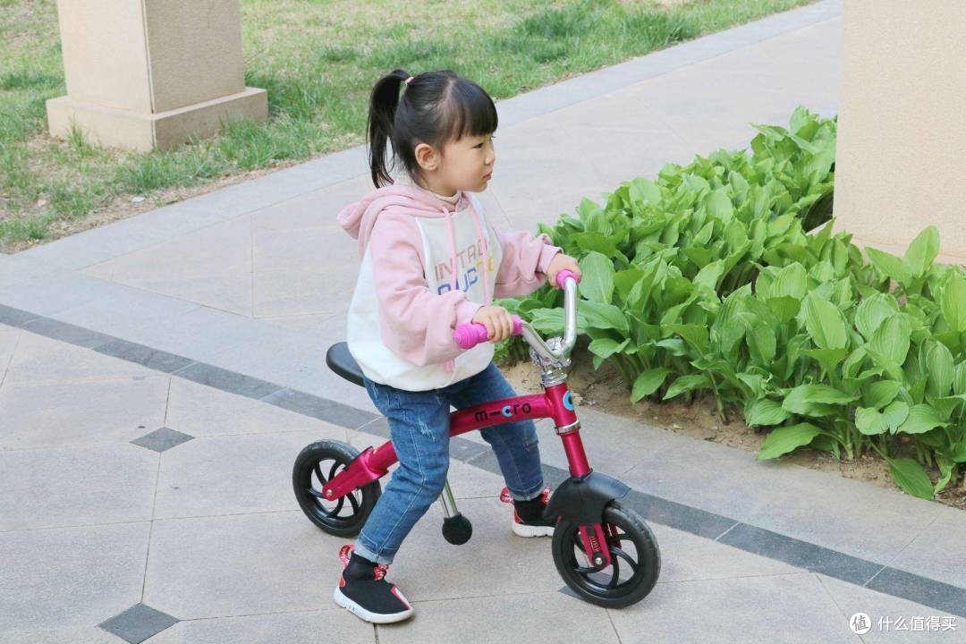 反正孩子觉得很好玩就对了,micro儿童平衡车体验